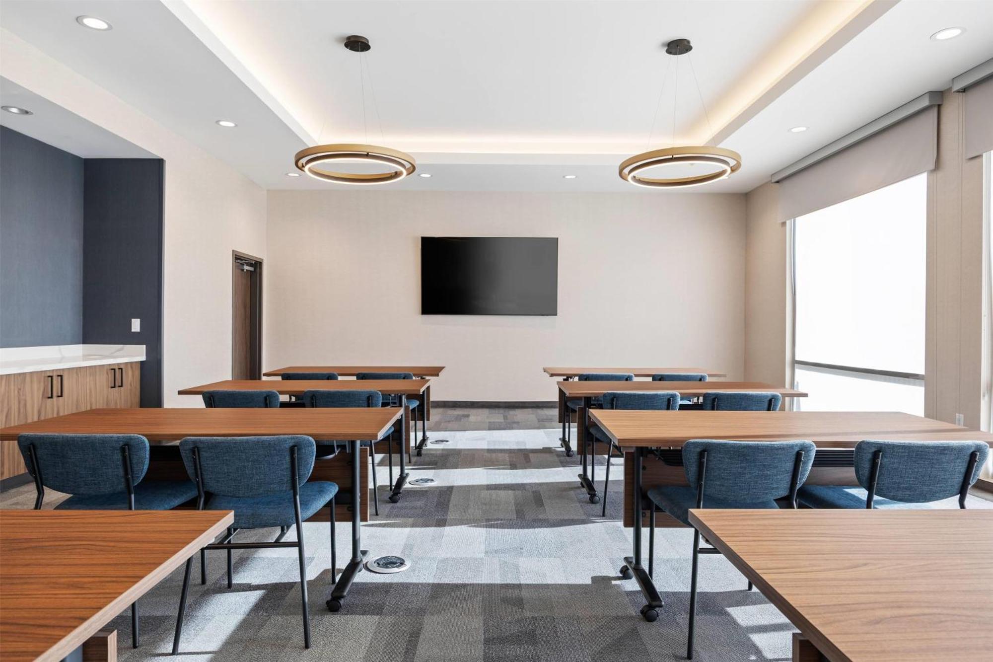 La Quinta Inn & Suites By Wyndham לה הברה מראה חיצוני תמונה