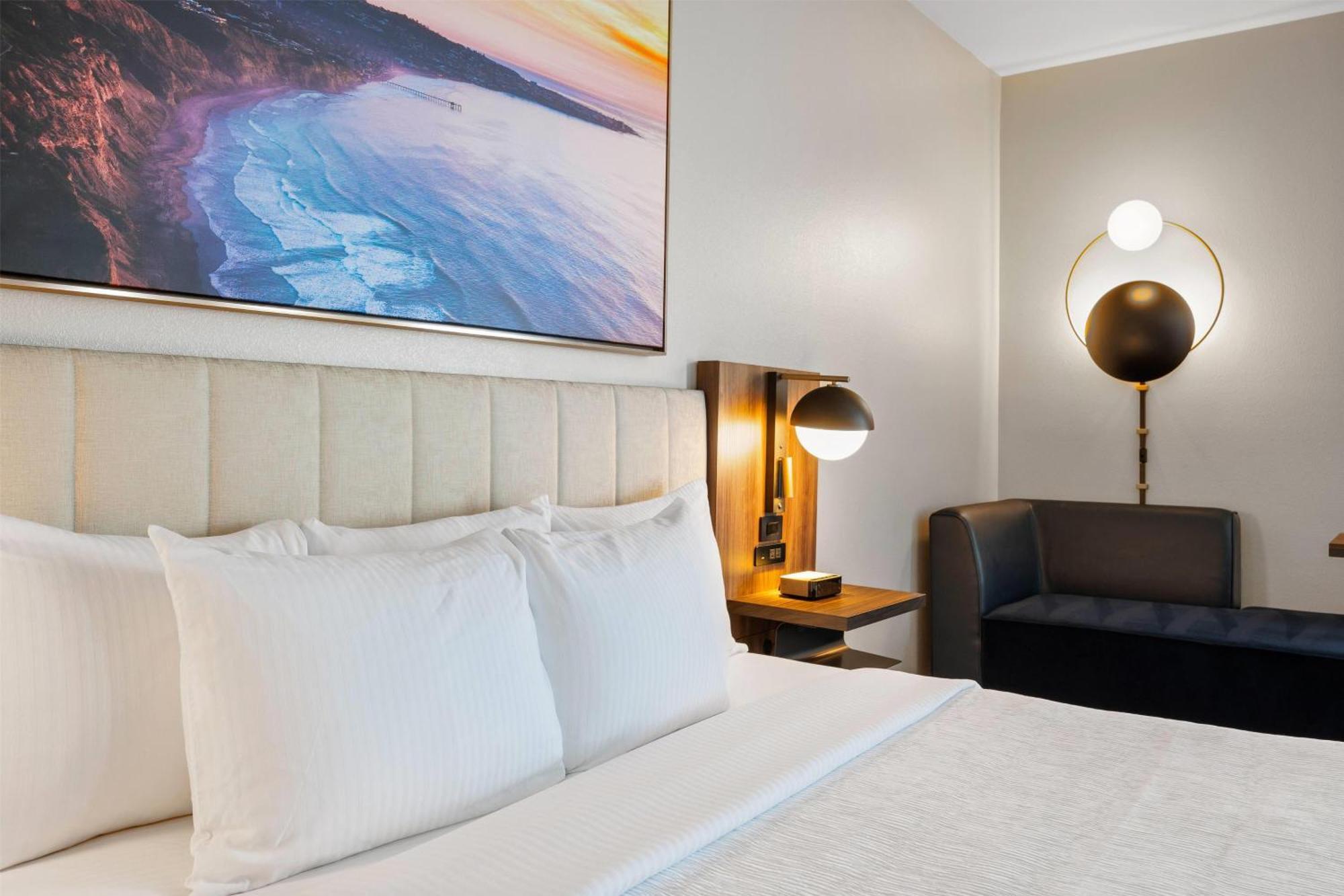 La Quinta Inn & Suites By Wyndham לה הברה מראה חיצוני תמונה
